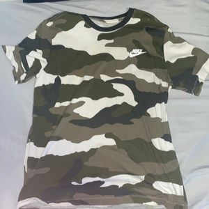 Nike Men’s Camo T-shirt